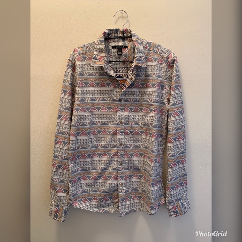 Forever 21 Men’s Aztec Print Button Down